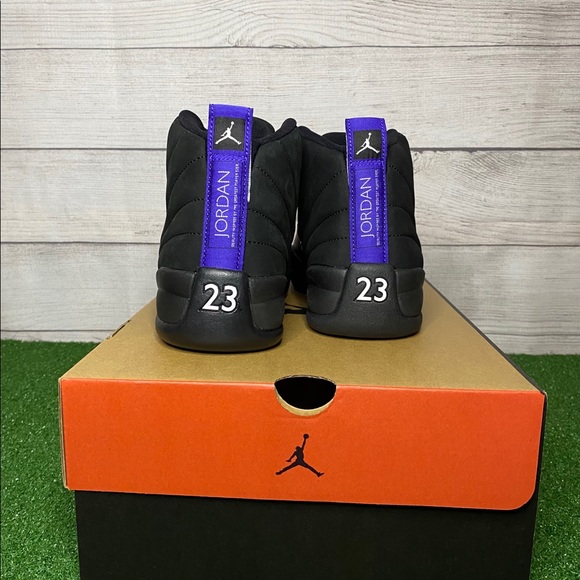 Jordan 12 Dark Concord